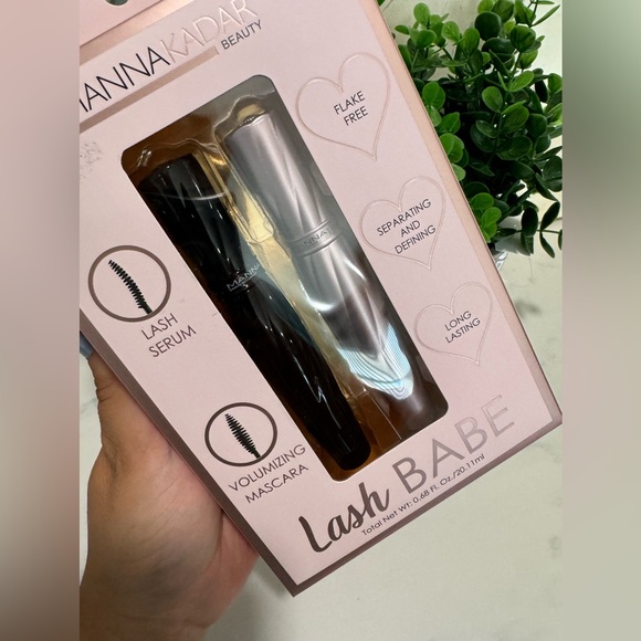 LAST PRICE🍒🤍 MANNA KADAR beauty lash babe lash serum and volumizing mascara ✨ - Picture 6 of 6